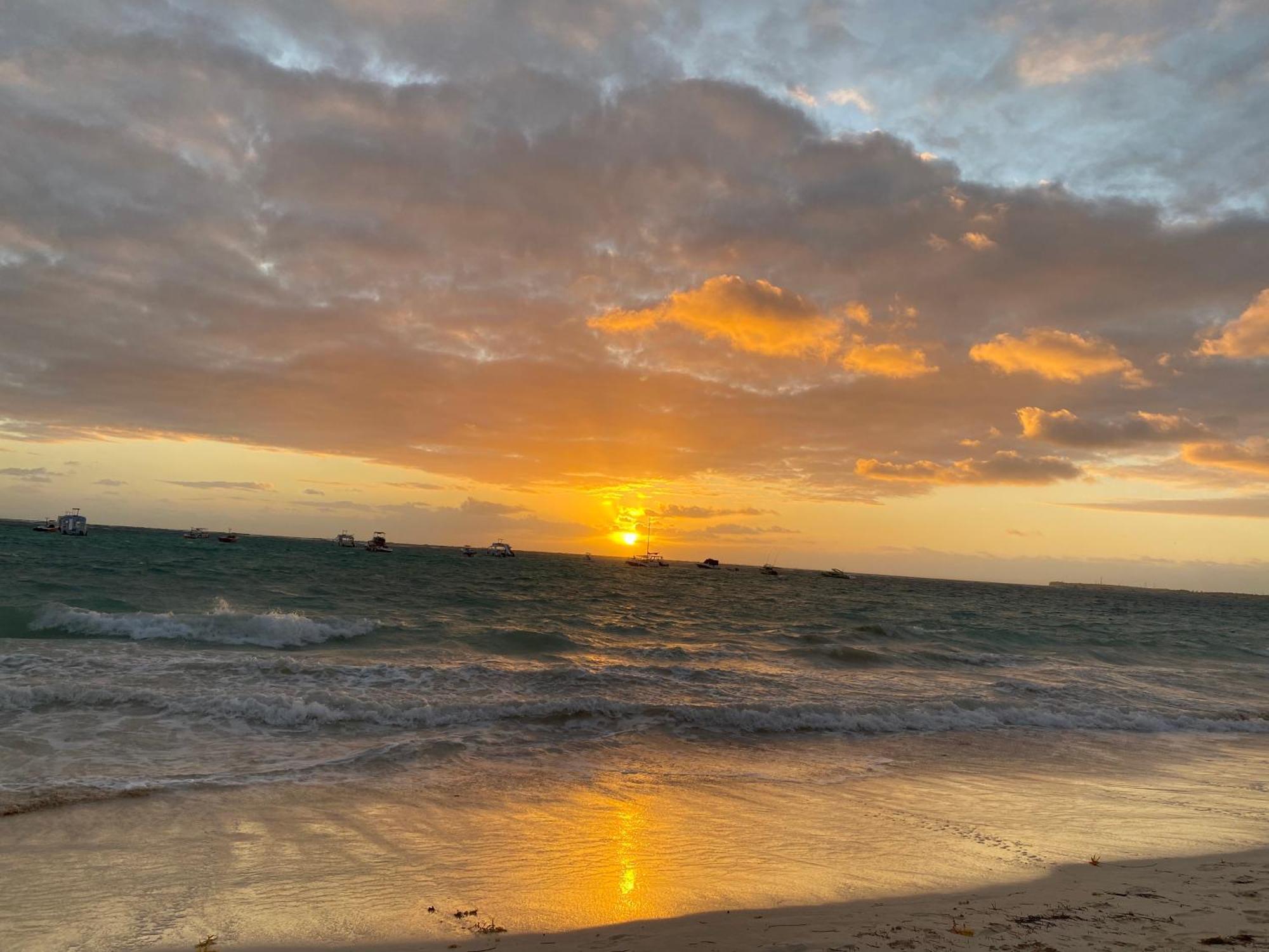 Hostal Las Rosas De Punta Cana Kültér fotó