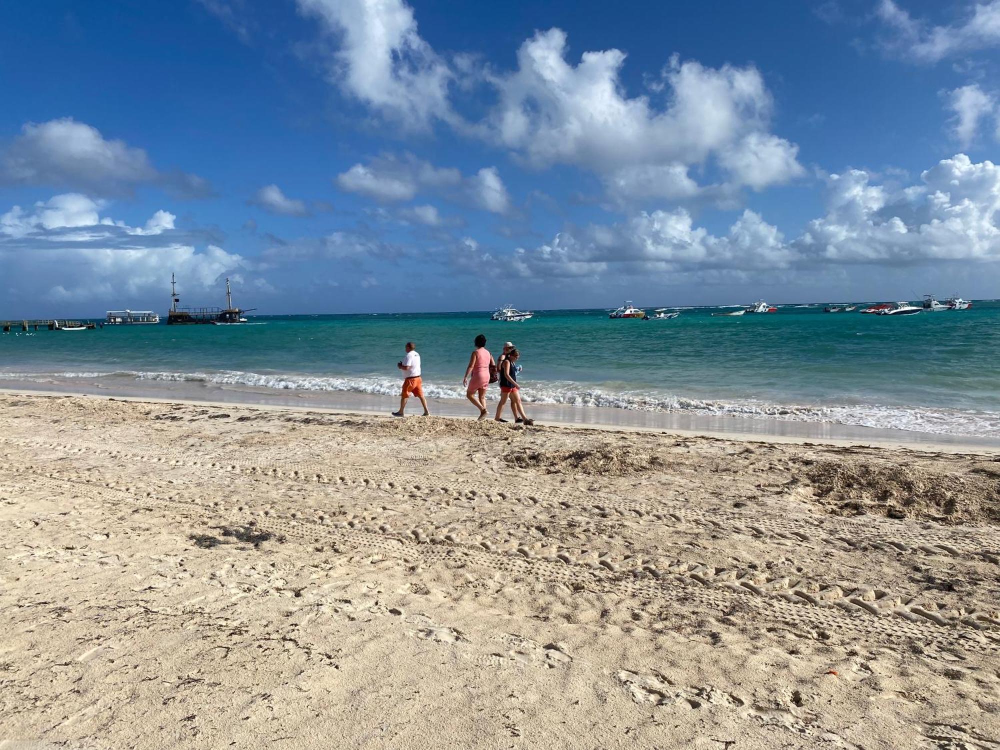 Hostal Las Rosas De Punta Cana Kültér fotó